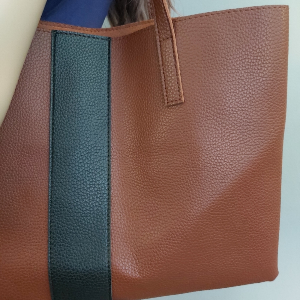 Vince Camuto brown vegan faux leather pleather tote bag - Picture 2 of 11